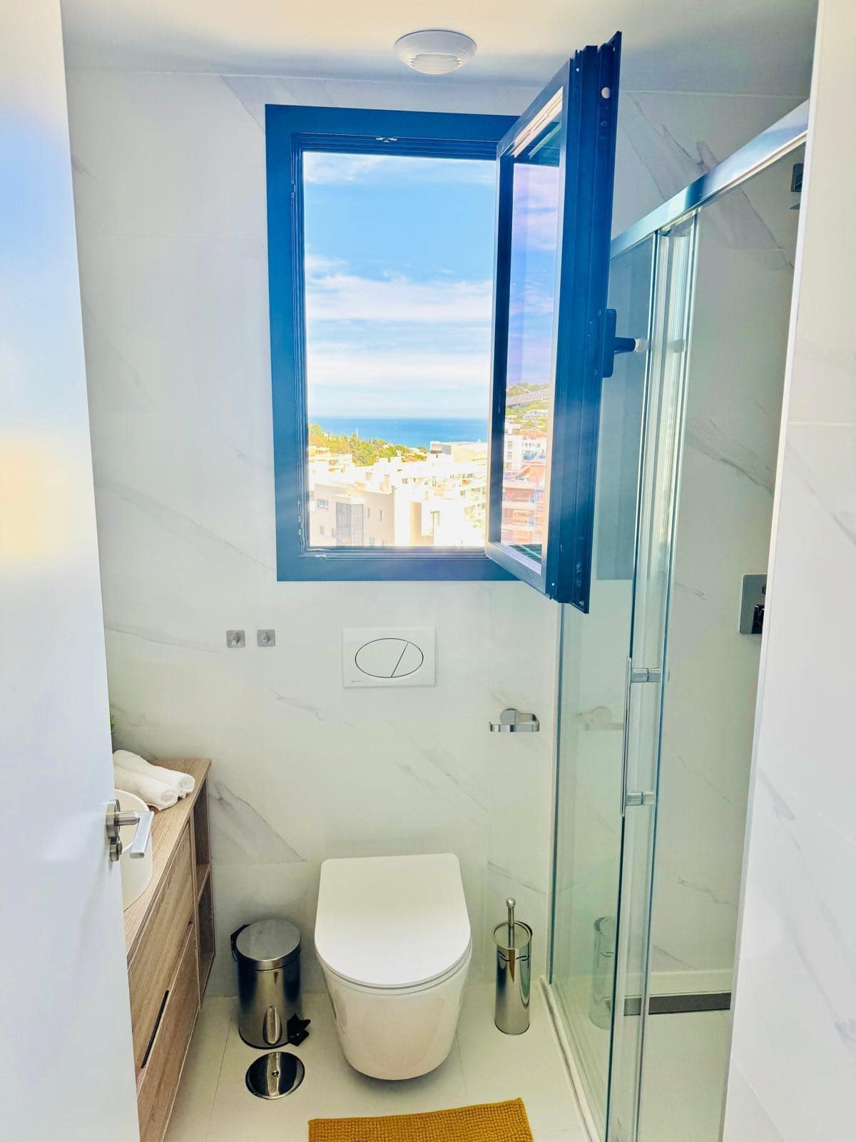 3 bedroom Apartment in Fuengirola in Fuengirola - foto 20