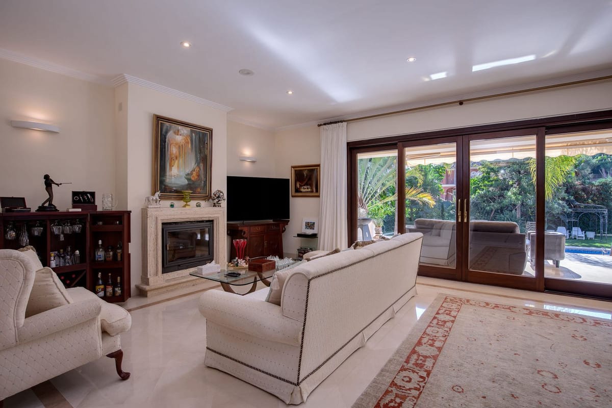 Villa met 6 slaapkamers in Los Arqueros, Málaga in Los Arqueros - foto 12