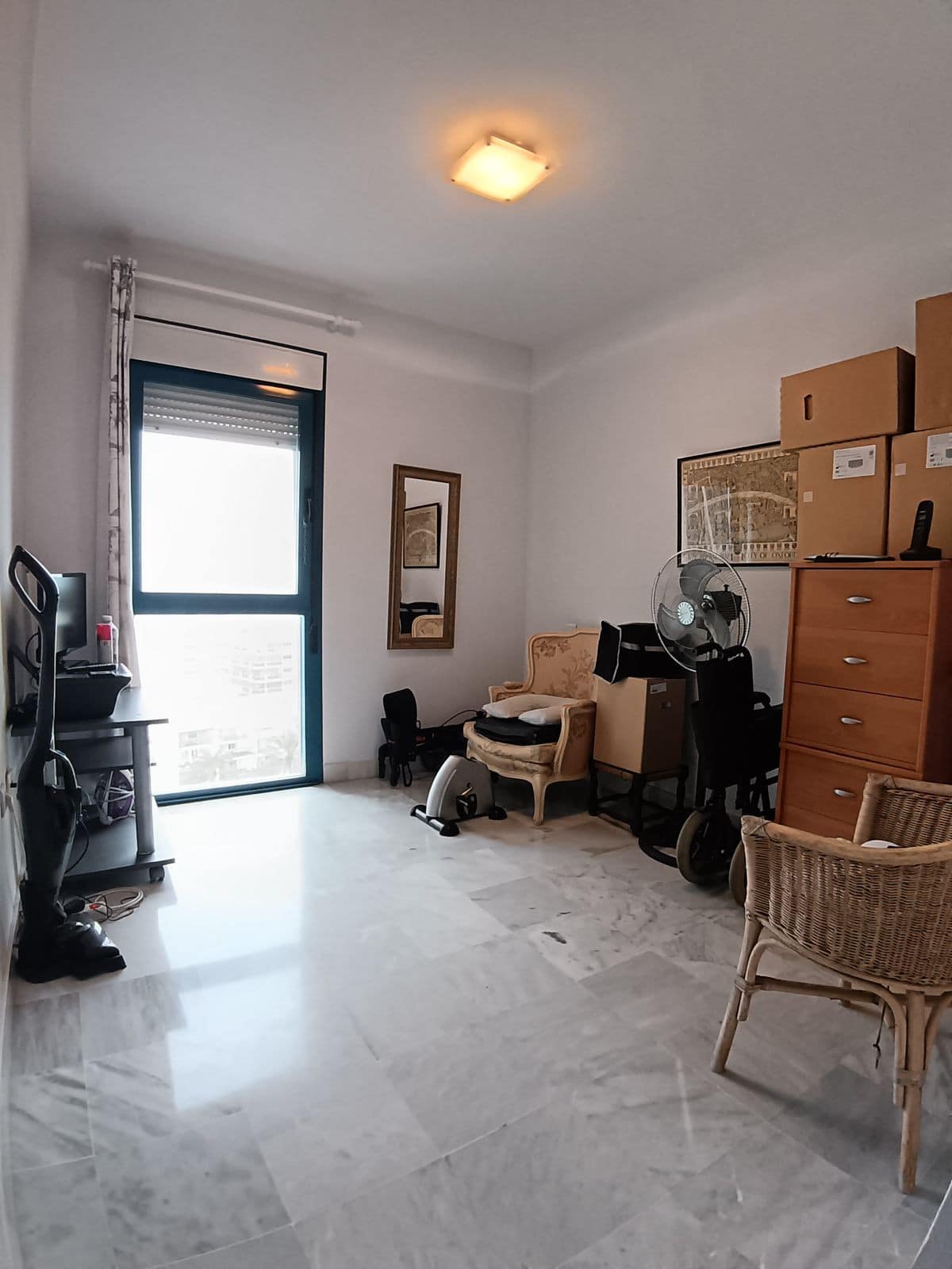 Drie-slaapkamer appartement in Marbella met zee- en bergzicht in Marbella - foto 14