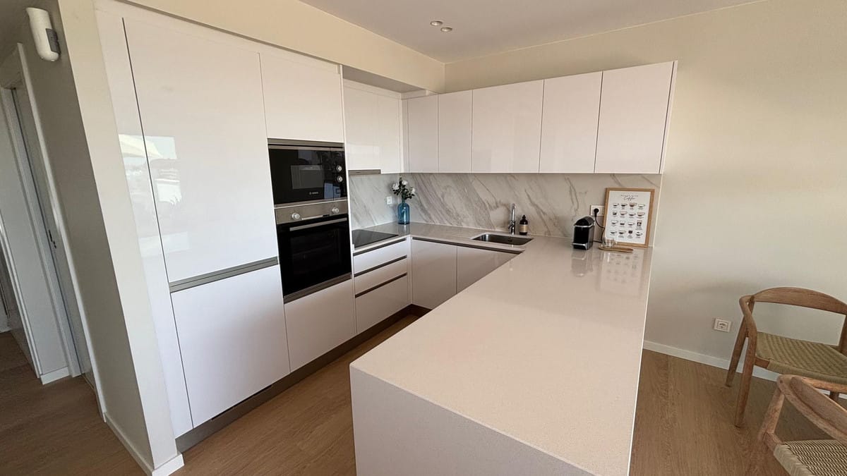 Twee-slaapkamer appartement te koop in Estepona in Estepona - foto 14