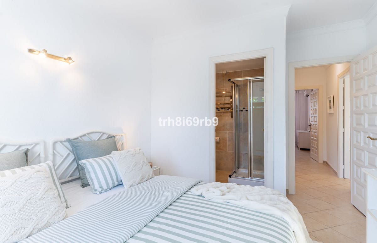 Charmant appartement in Pueblo Cortés del Golf, Benahavís in Benahavís - foto 10