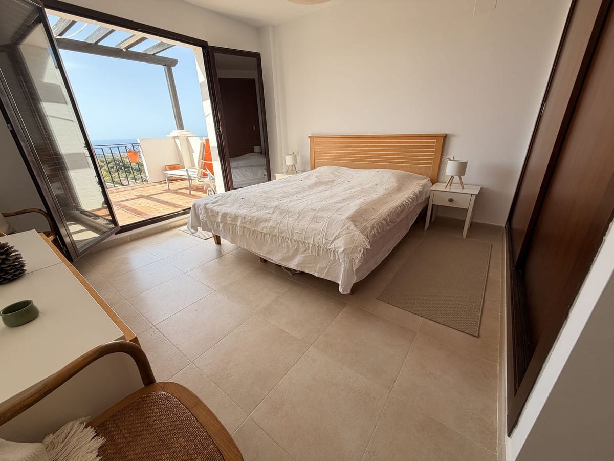 Duplex penthouse met 2 slaapkamers in Altos de los Monteros, Marbella in Los Monteros - foto 10