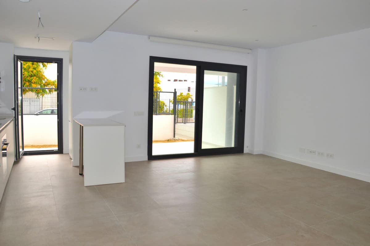 2 bedroom Apartment in Estepona in Estepona - foto 6