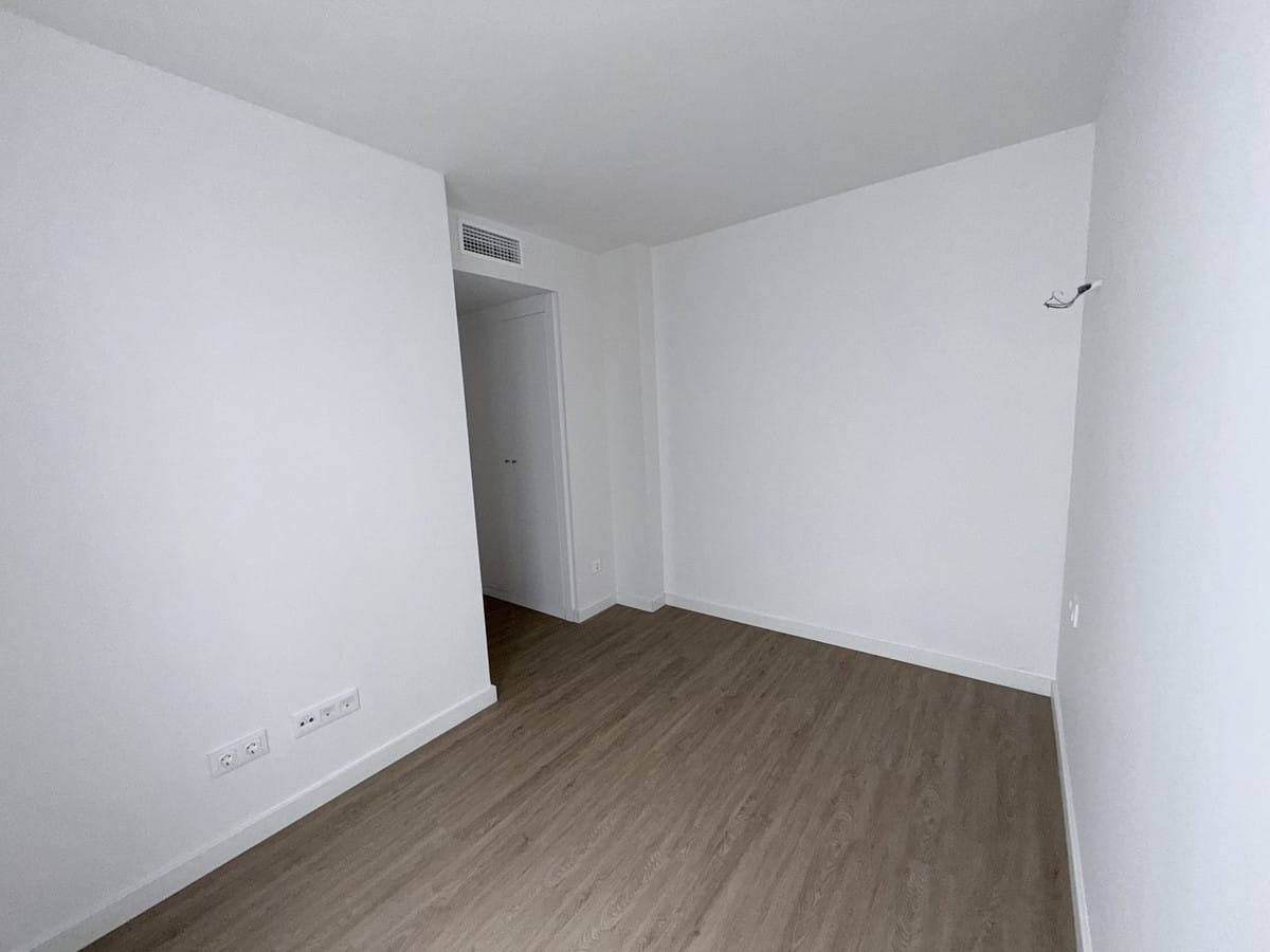 2 bedroom Apartment in Fuengirola in Fuengirola - foto 9