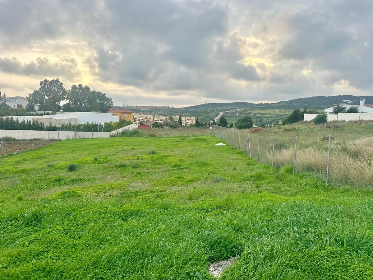Perceel Valle Romano, Estepona – 1034 m2 met zeezicht en bouwvergunning in Valle Romano - foto 6