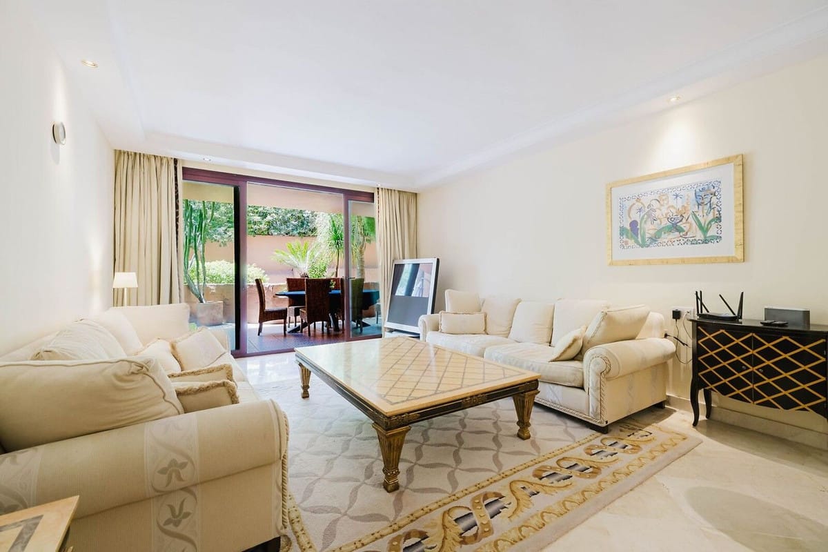 Appartement met 2 slaapkamers in Estepona in Estepona - foto 12