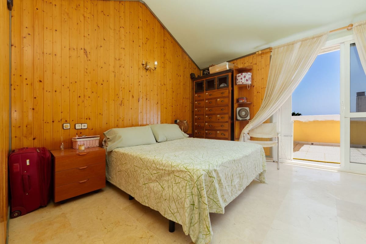 4-slaapkamerwoning in Las Lagunas in Las Lagunas - foto 4