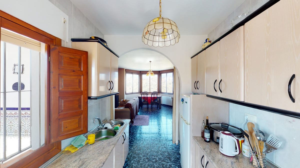 Villa met 2 slaapkamers in Sayalonga in Sayalonga - foto 12