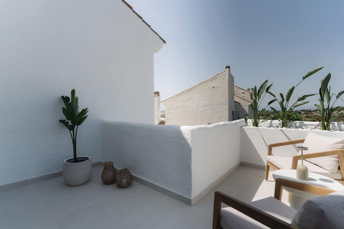 Hoek-penthouse met 3 slaapkamers in Nueva Andalucía in Nueva Andalucía - foto 13