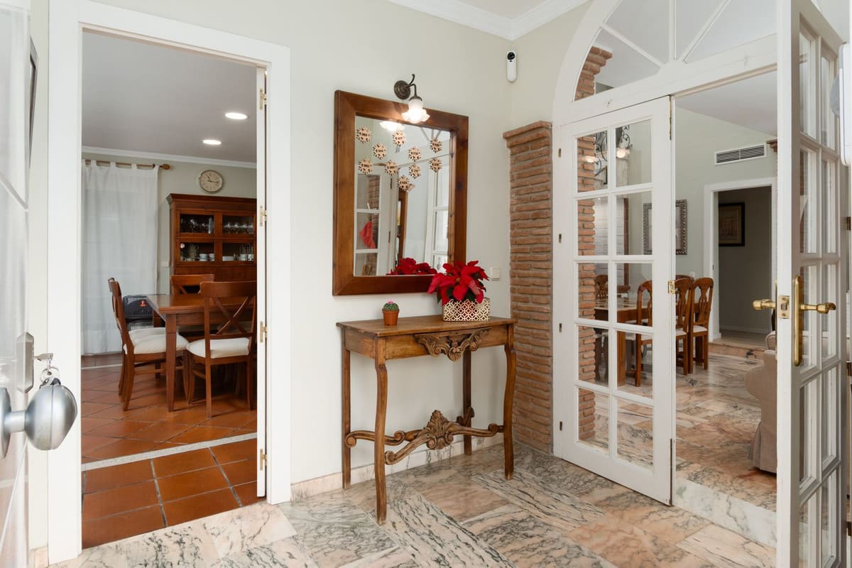 7 bedroom House in Alhaurín De La Torre in Alhaurín de la Torre - foto 9