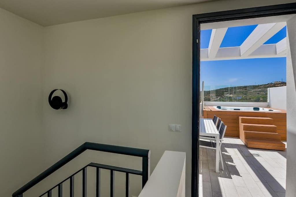 Drie-slaapkamerwoning in Manilva met panoramisch zeezicht in Manilva - foto 8