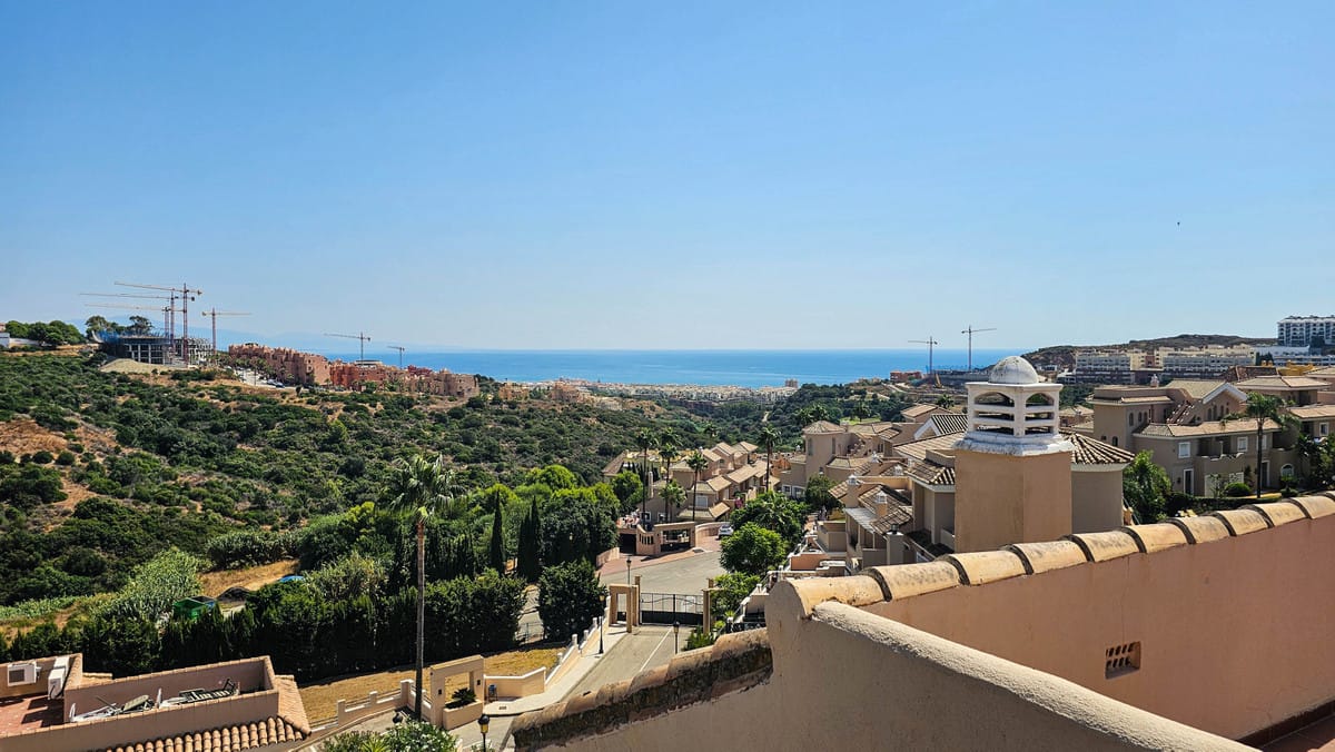 Villa met 4 slaapkamers in La Duquesa in La Duquesa - foto 12