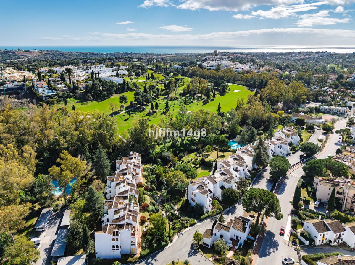 2-slaapkamer appartement in Le Village, Nueva Andalucía in Nueva Andalucía - foto 17