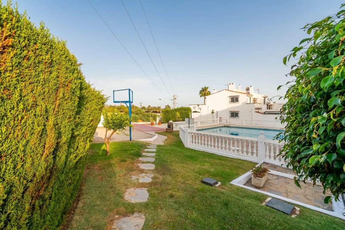Twee-slaapkamer tussenwoning in Atalaya in Atalaya - foto 3