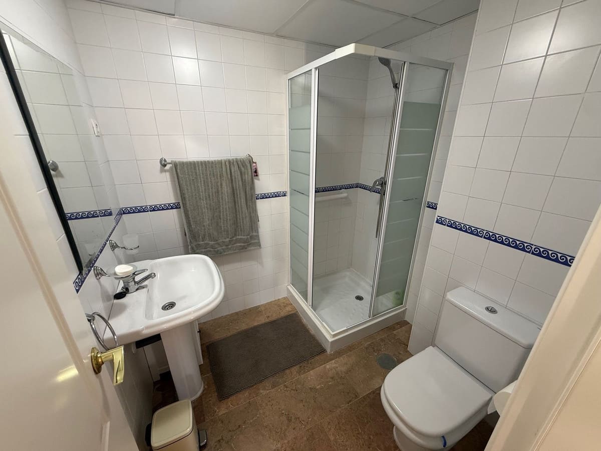 2-slaapkamer appartement in Calahonda aan het strand in Calahonda - foto 14