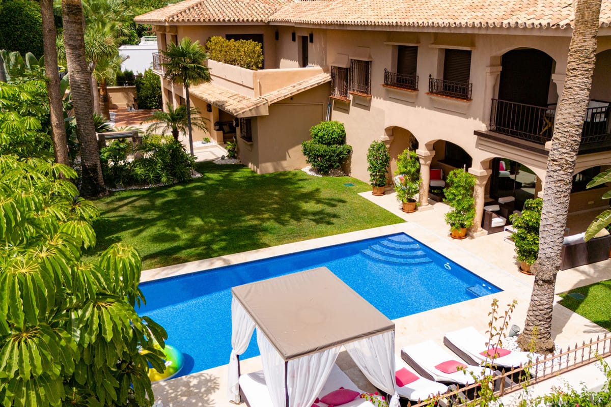 Villa met 4 slaapkamers in Los Monteros in Los Monteros - foto 2
