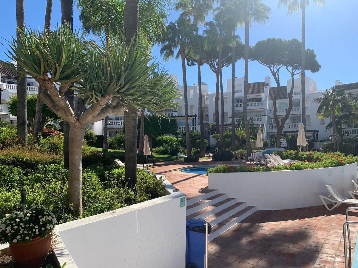 Elegant driekamer penthouse aan het strand in White Pearl Beach, Elviria, Marbella in Elviria - foto 9