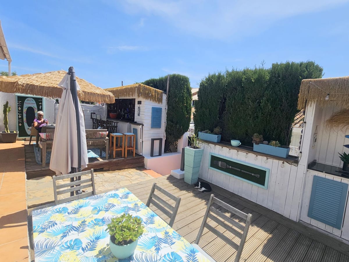3-slaapkamer villa in Calypso, Mijas Costa — dichtbij het strand in Calypso - foto 4