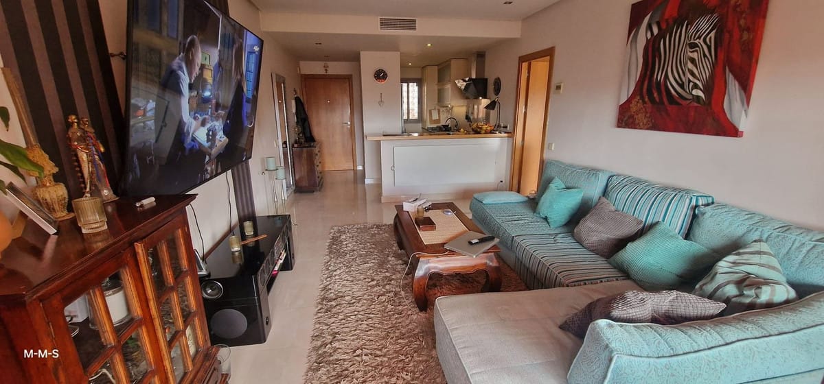 1 bedroom Apartment in New Golden Mile in New Golden Mile - foto 9