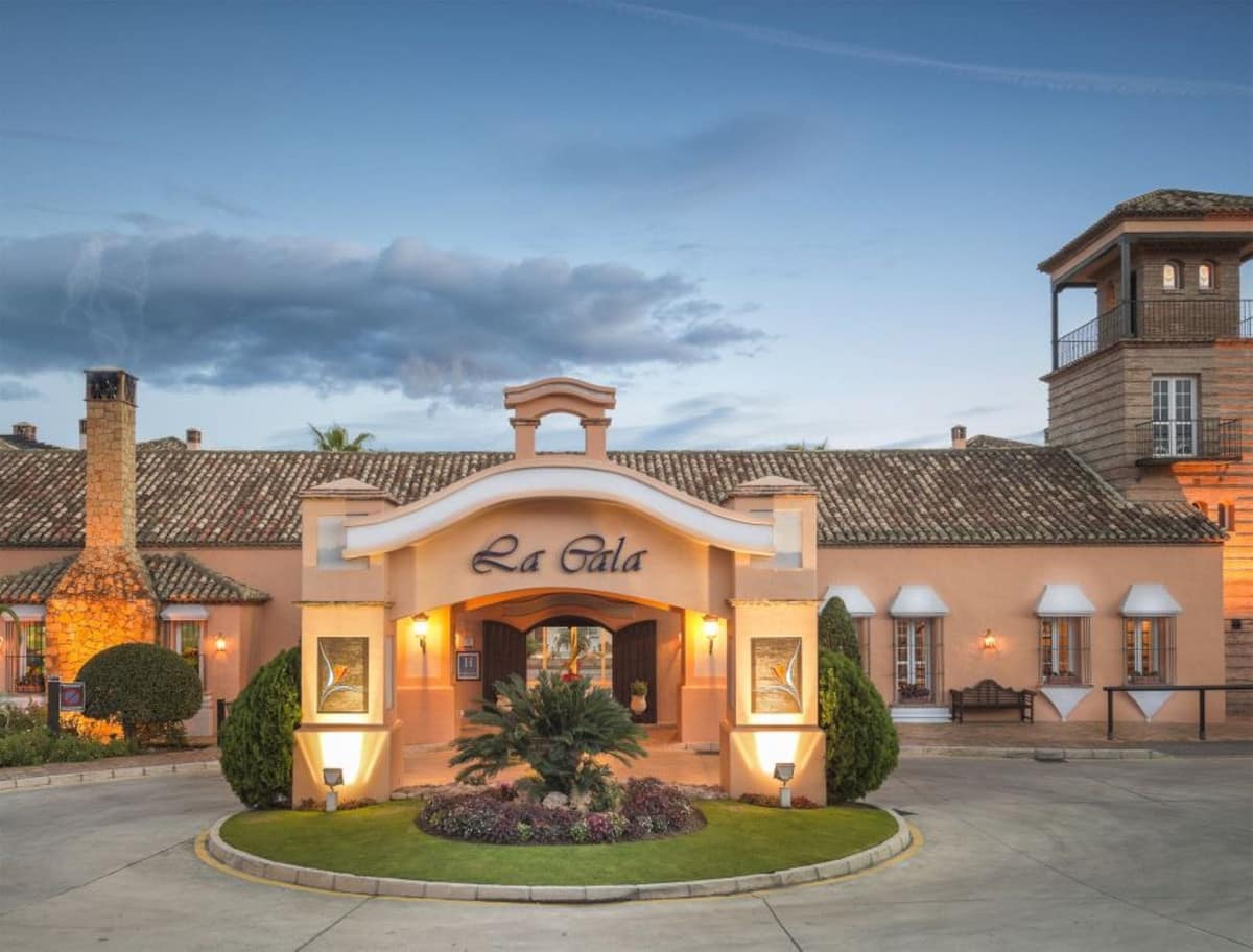 Kavel met bestaand villa-ontwerp in La Cala Golf in La Cala Golf - foto 12
