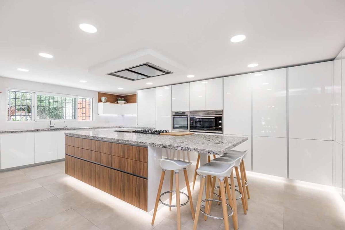 Ruime villa aan de golfbaan (frontline) te koop in Río Real, Marbella in Río Real - foto 10