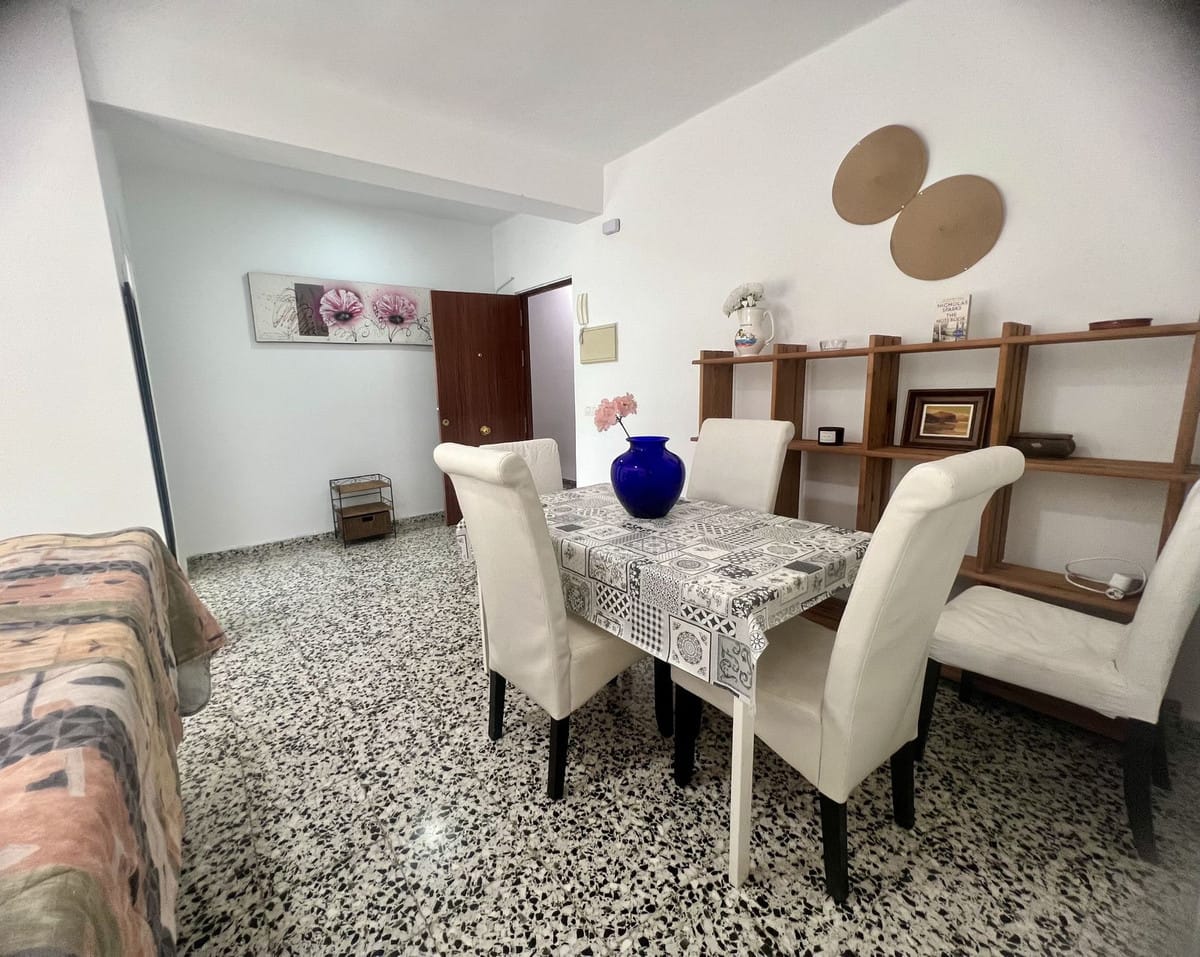 Licht 3-slaapkamerappartement in Málaga historisch centrum – ideaal voor studenten en lange termijn wonen in Málaga - foto 6