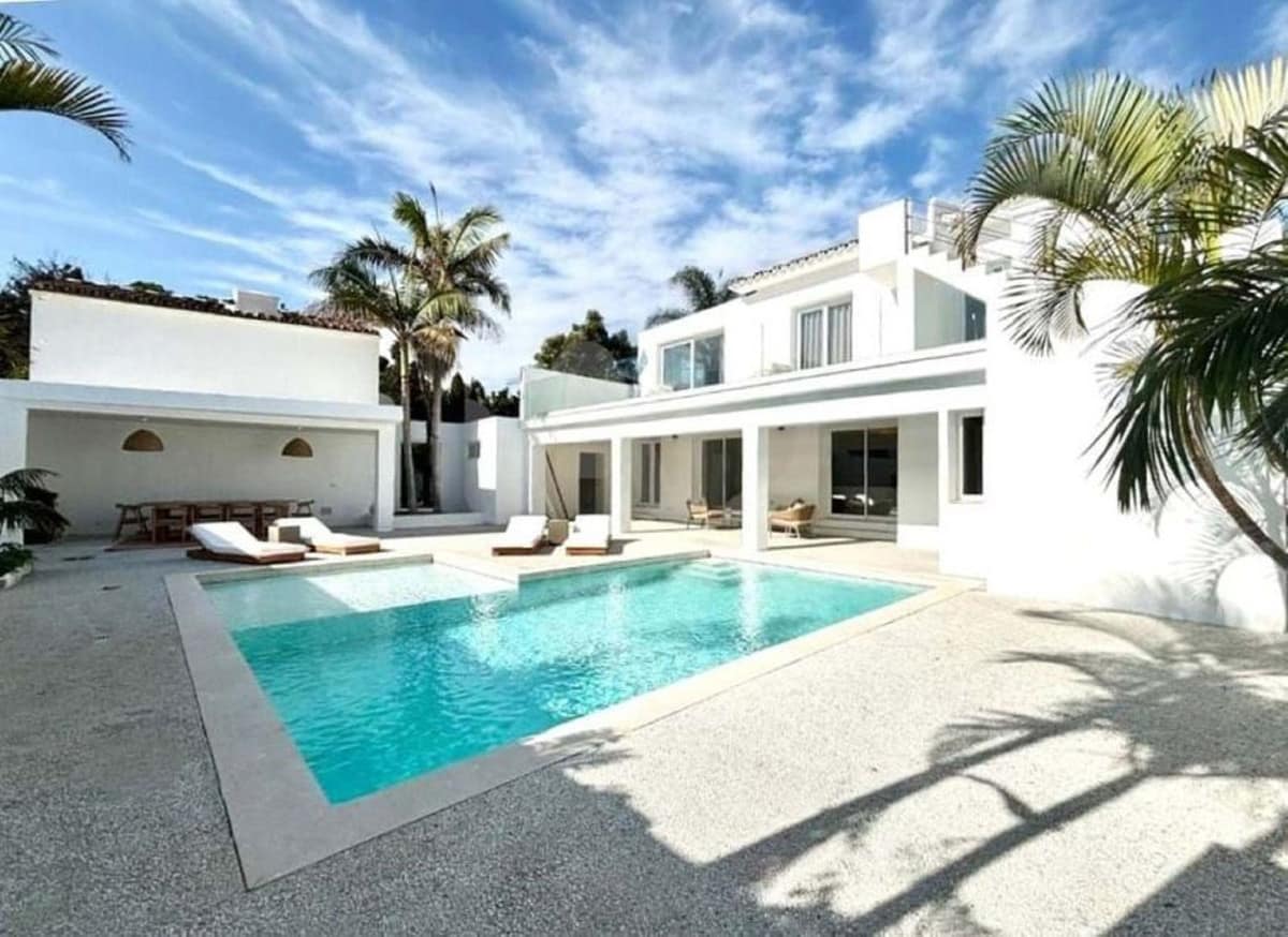 Luxe villa Marbella, Rio Verde (Gouden Mijl) – volledig gerenoveerd in 2024 in Marbella - foto 2