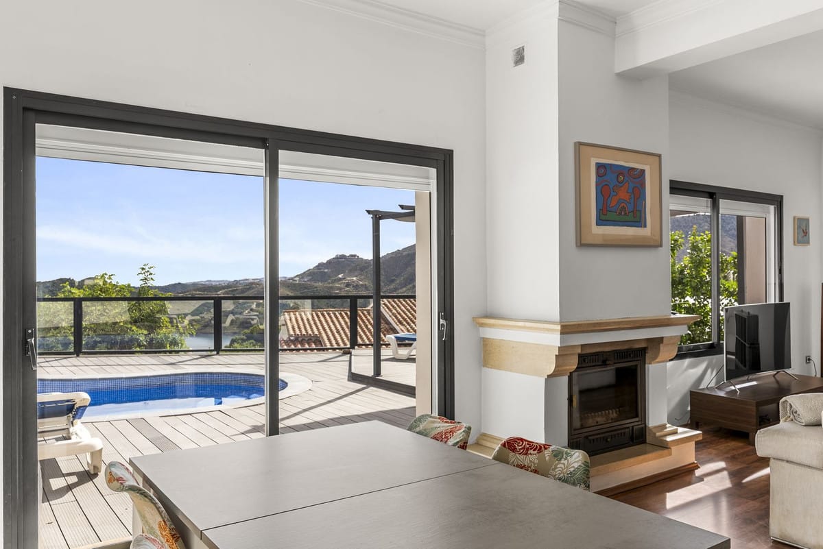 4-slaapkamer villa in Istán met panoramisch uitzicht in Istán - foto 4