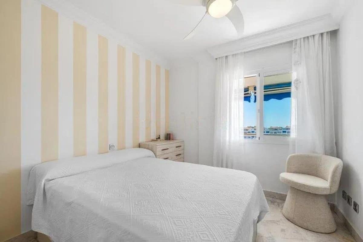 2 bedroom Apartment in Puerto Banús in Puerto Banús - foto 6