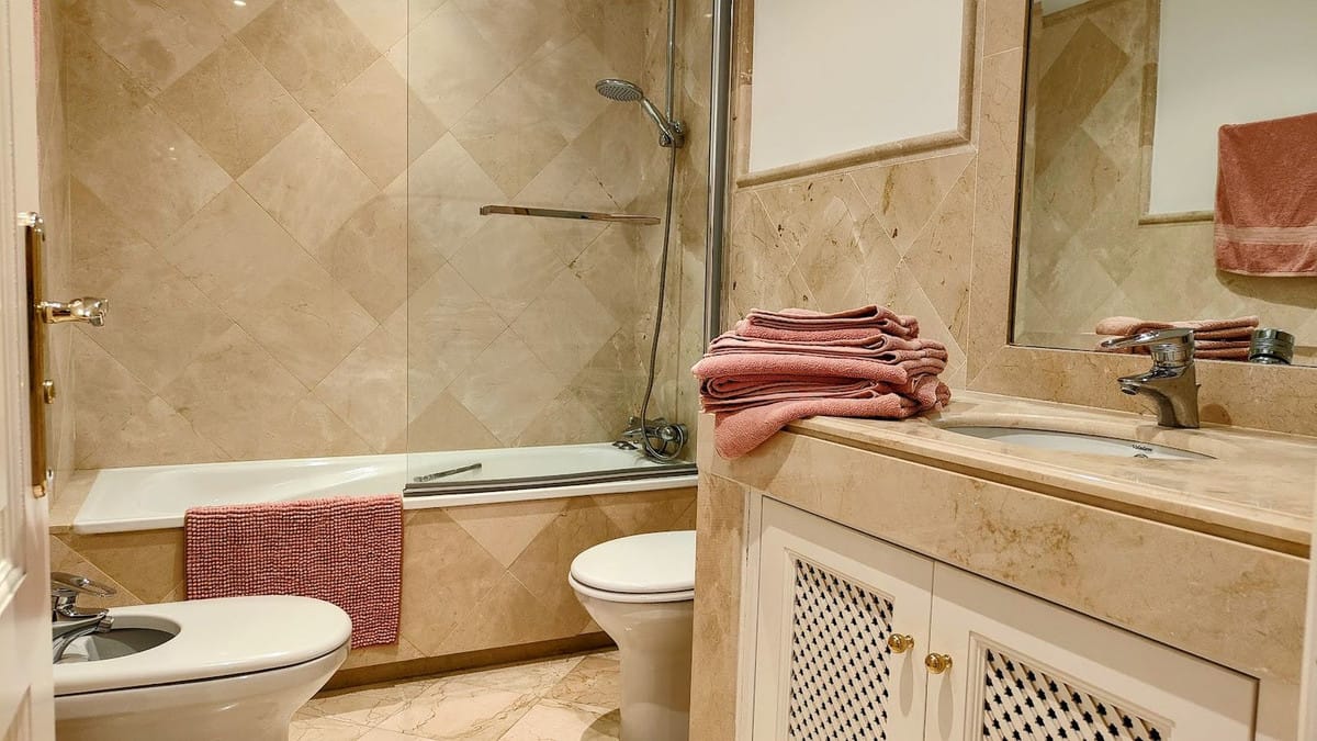 Drie-slaapkamer appartement in Majestic Hills, Casares in Casares - foto 18