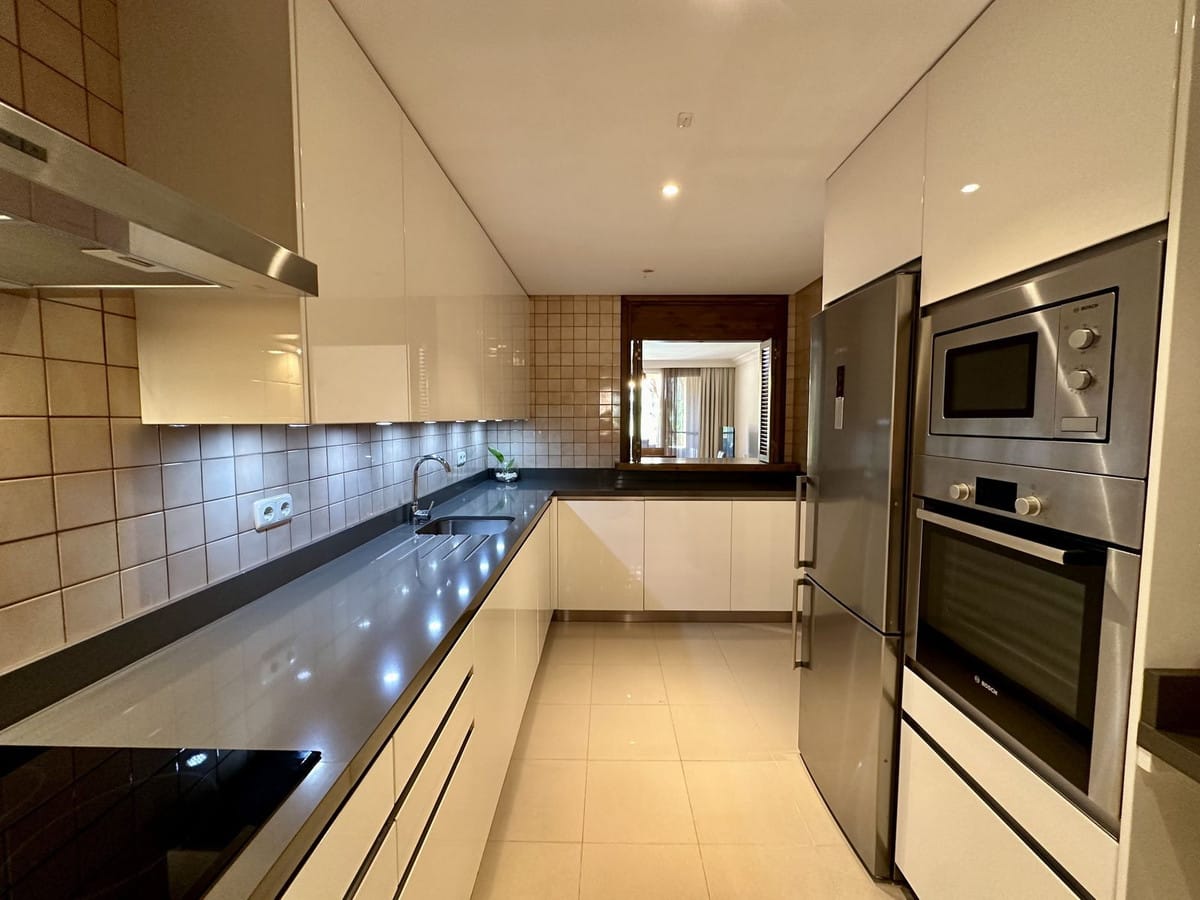 Appartement met 3 slaapkamers in Nueva Andalucía — R4826191 in Nueva Andalucía - foto 5