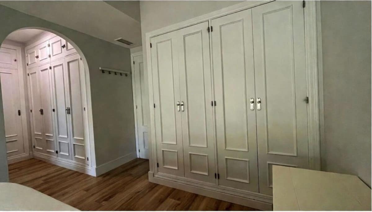 Ruime 4-slaapkamer stadswoning met privégarage en lift in Marbella in Marbella - foto 14