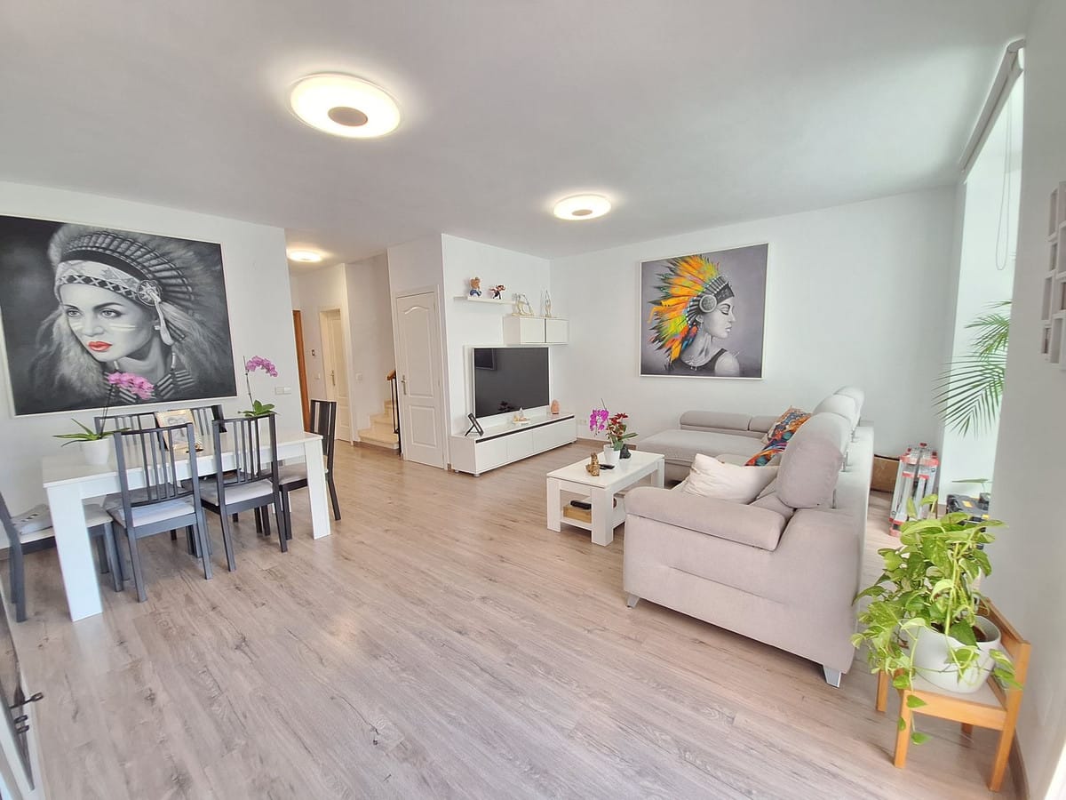 3 slaapkamer Stadswoning in Estepona in Estepona - foto 2