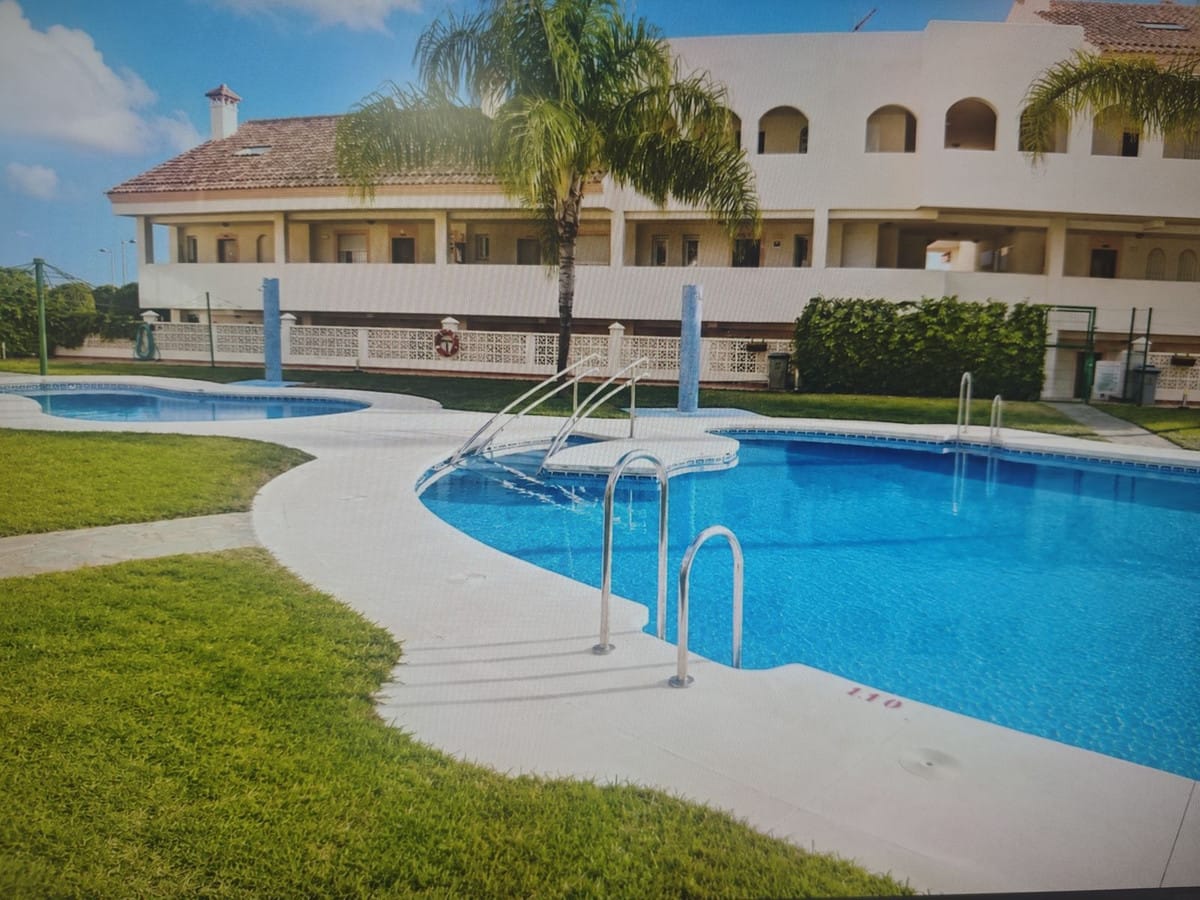 2 bedroom Apartment in Arroyo De La Miel in Arroyo de la Miel - foto 14