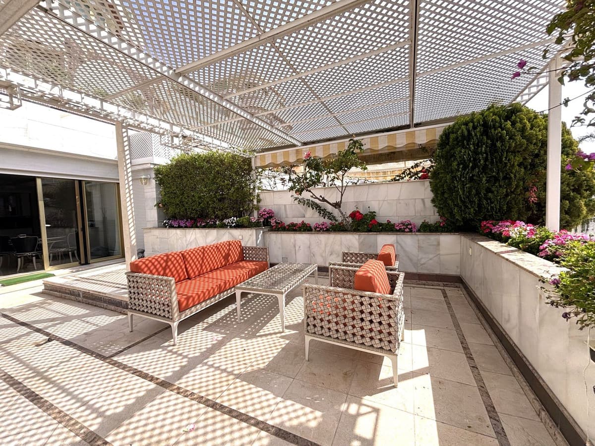 3 bedroom Apartment in Puerto Banús in Puerto Banús - foto 3