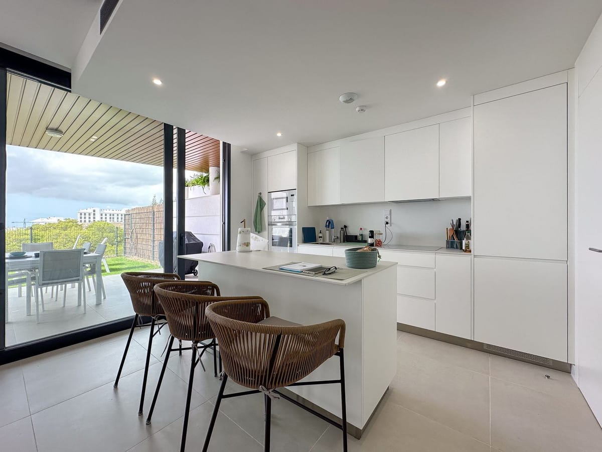 Twee-slaapkamerappartement op de begane grond in Higueron West in Higueron - foto 5