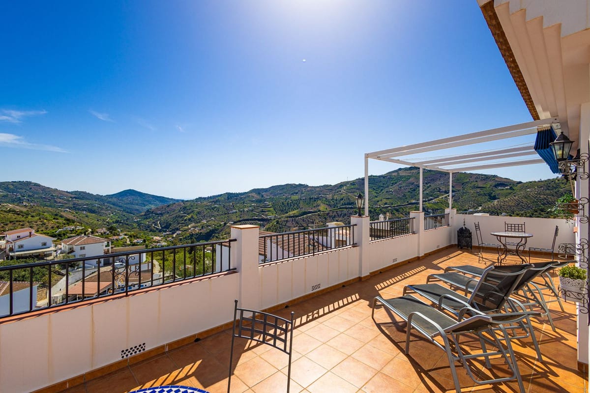 Boutique appartementencomplex in Canillas de Albaida – 5 volledig ingerichte appartementen in Canillas de Albaida - foto 4