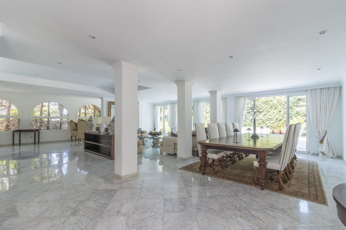 Luxe villa met 5 slaapkamers in Los Monteros Playa in Los Monteros - foto 17