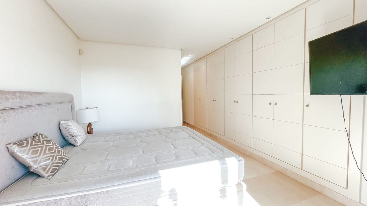 Appartement met 2 slaapkamers in Marbella in Marbella - foto 12