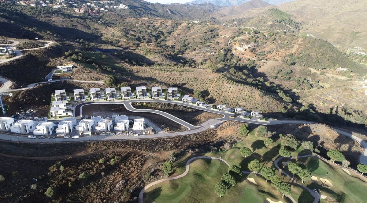 Kavel B8 (SUP.R-15) La Cala Golf Resort in La Cala Golf - foto 5