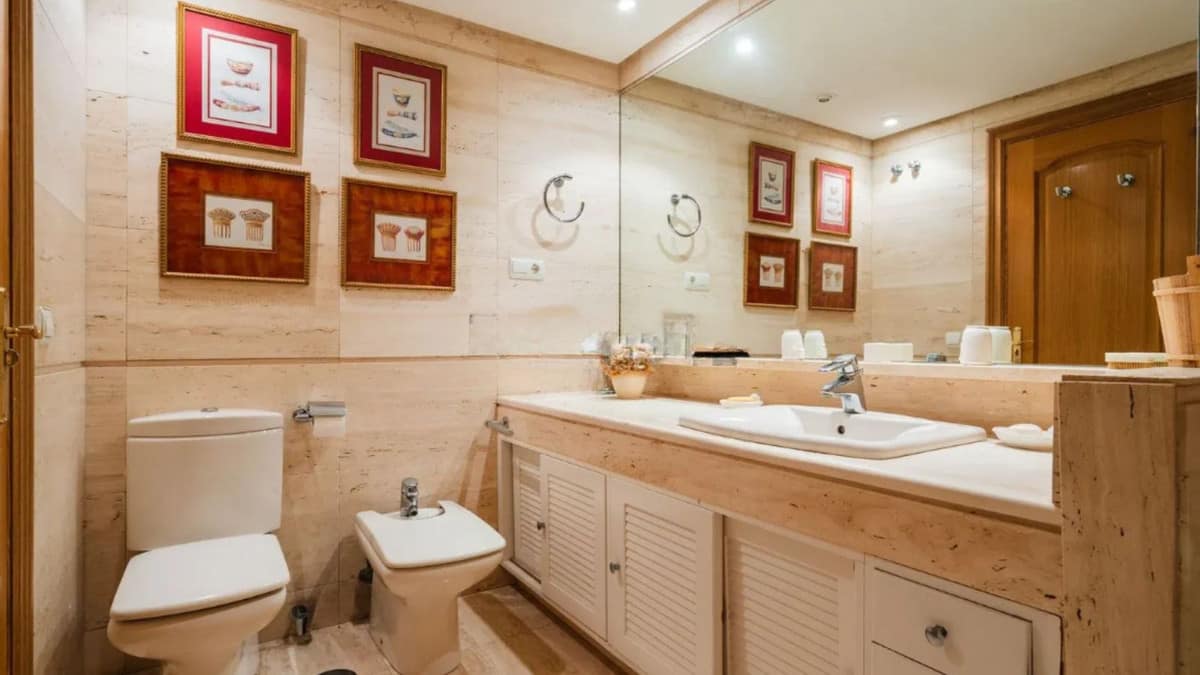 Appartement met 2 slaapkamers in Marbella in Marbella - foto 18