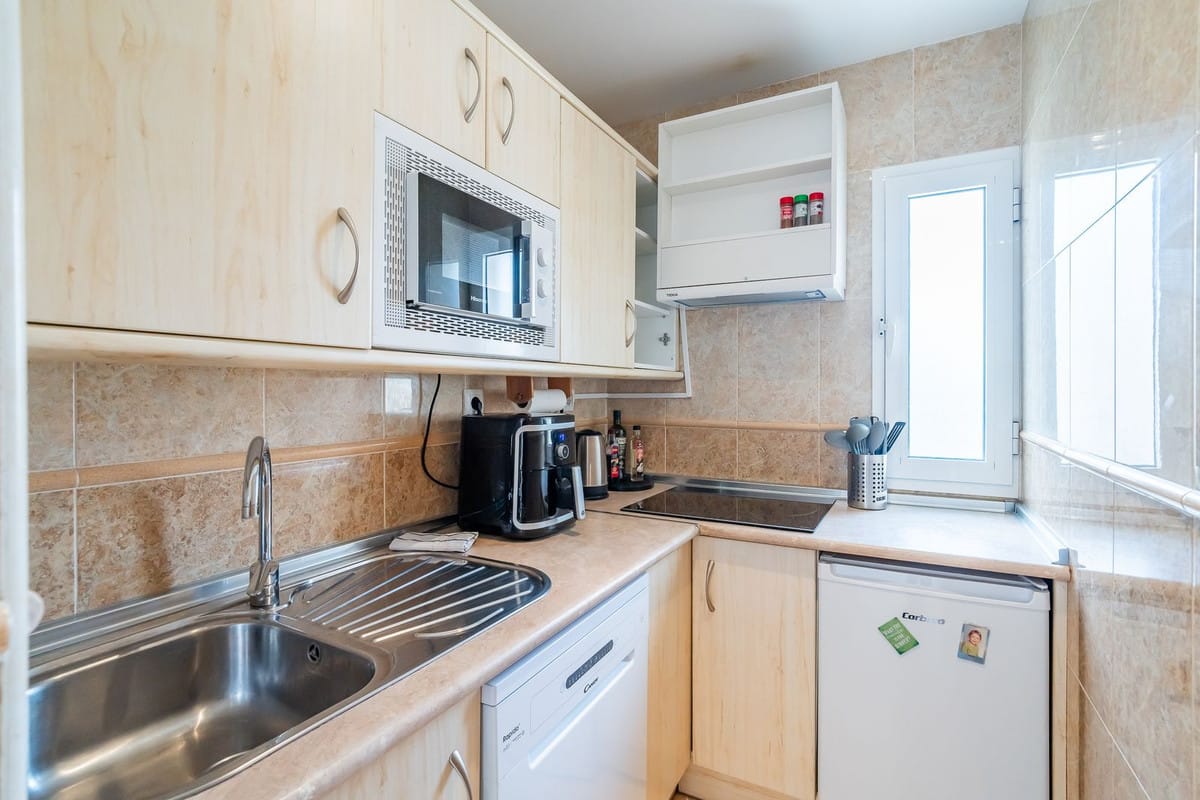 Gerenoveerd 1-slaapkamer appartement in Edificio Iris, Arroyo de la Miel (Benalmádena) in Arroyo de la Miel - foto 3