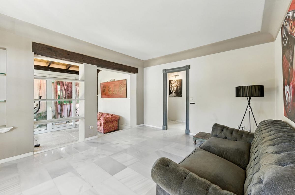 10 bedroom House in Marbella in Marbella - foto 16