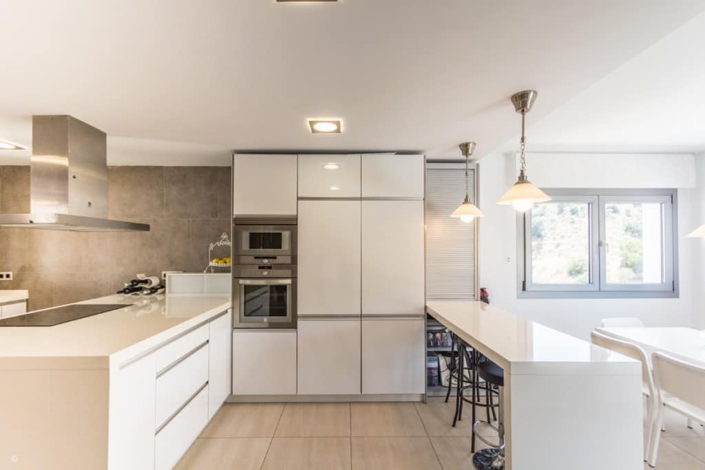 5-slaapkamer villa met gastenverblijf en boomgaard in Mijas Costa in Mijas Costa - foto 16