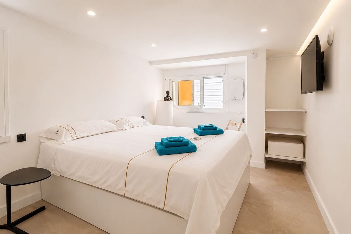 Villa met 4 slaapkamers in Estepona in Estepona - foto 13