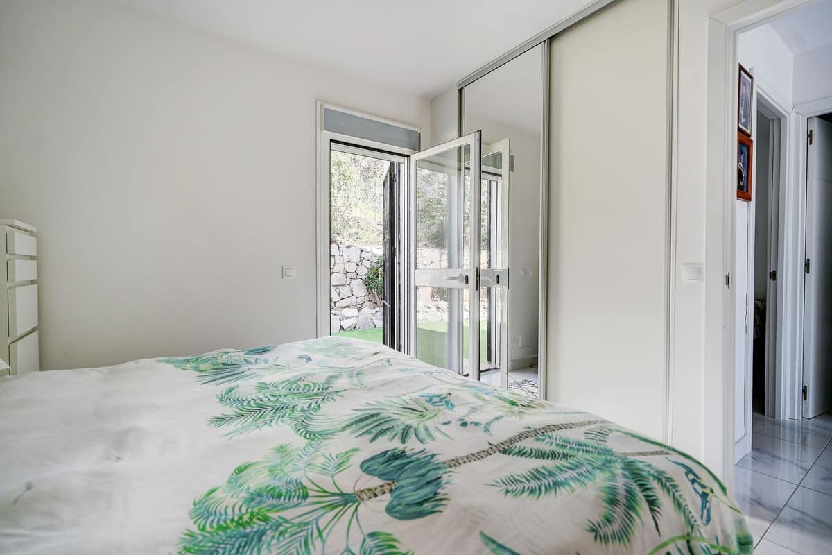 Volledig gerenoveerde bungalow met 2 slaapkamers in Calahonda in Calahonda - foto 11