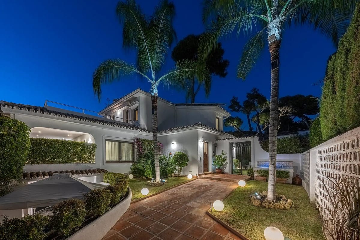 Villa met 5 slaapkamers in Los Monteros in Los Monteros - foto 5