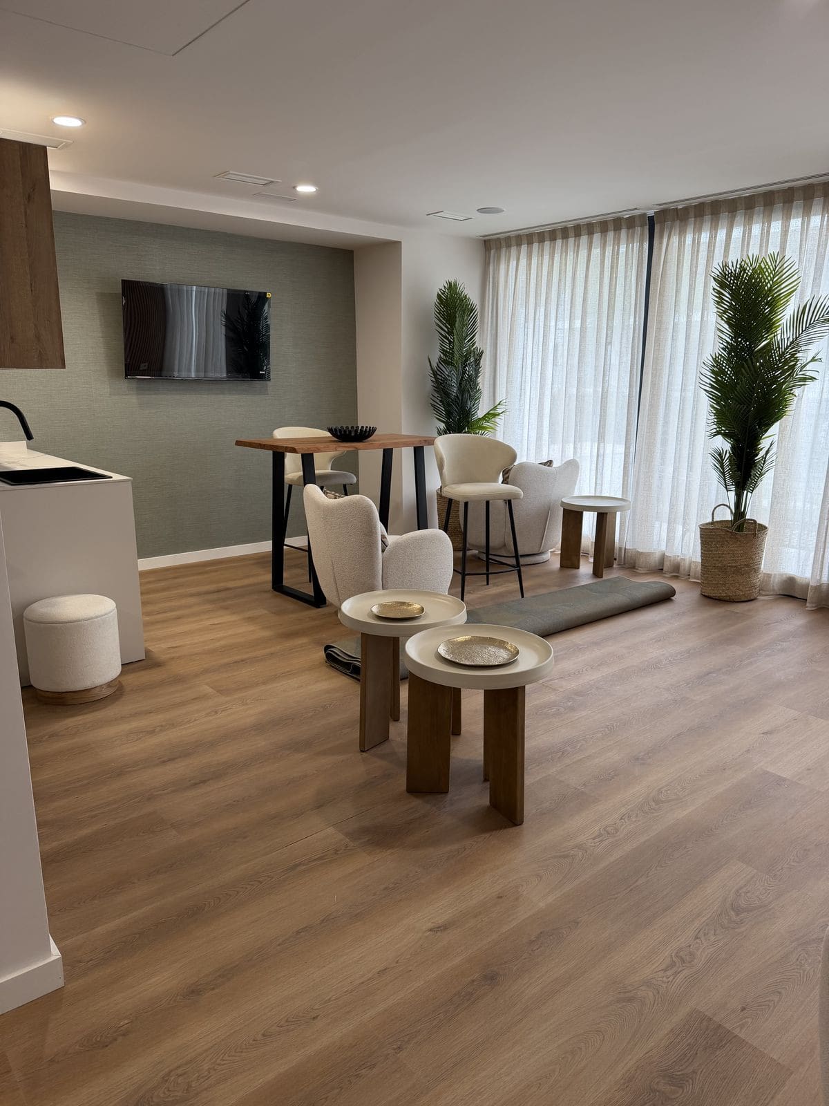 Nieuw 2-slaapkamer appartement in Estepona, op 400 m van het strand in Estepona - foto 11