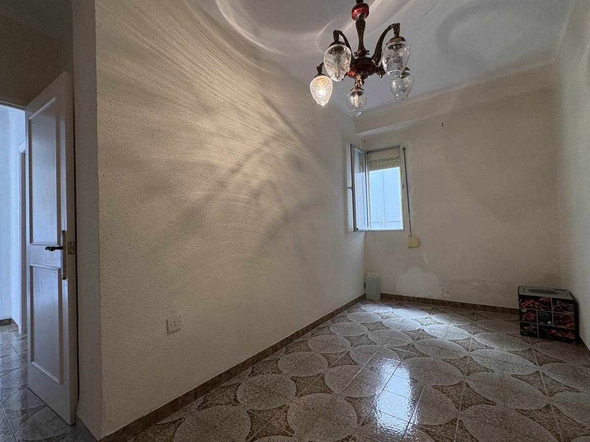Vier slaapkamer appartement in Málaga Centro in Málaga Centro - foto 12
