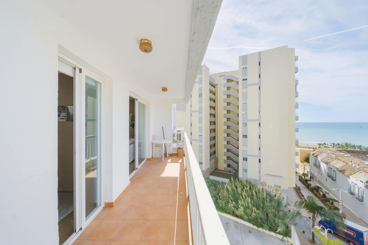 3-slaapkamer appartement aan de 2e lijn strand met zeezicht en twee privéterrassen – Benalmádena Costa in Benalmadena Costa - foto 3